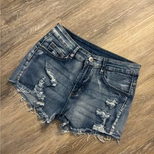 New Distressed Denim Booty Shorts Sz M